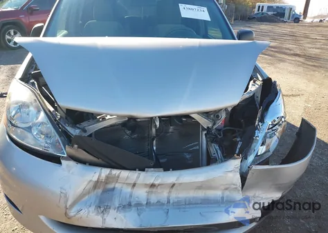 2010 Toyota Sienna Le из США, поврежденный, VIN 5TDKK4CC6AS335469